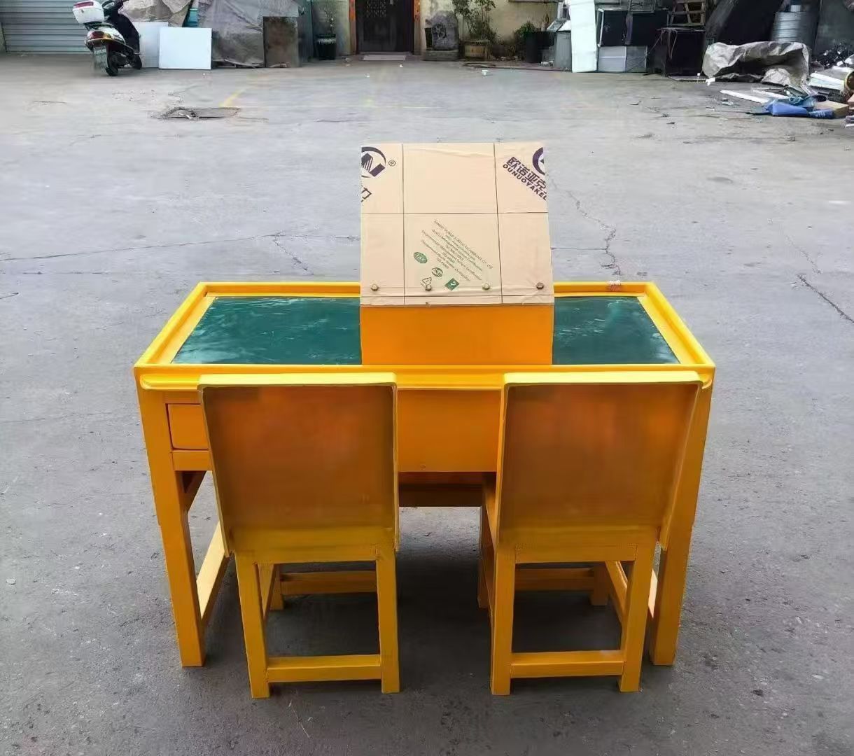 洛南防静电导通桌井下煤矿火工品发放桌：危险品流转的安全守护者